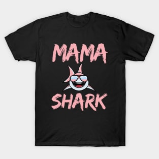 Funny mama shark mothers day gift Cute Cool Summer Momny T-Shirt
